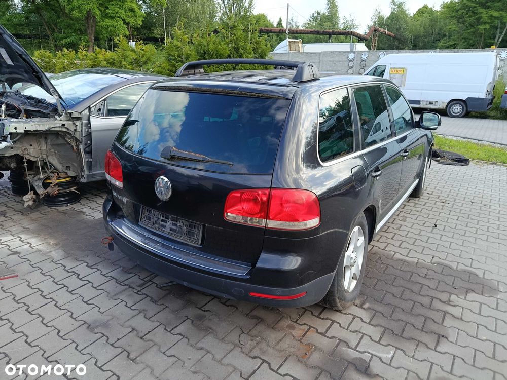 Volkswagen Touareg 2.5d 2004r NA CZĘŚCI - 2
