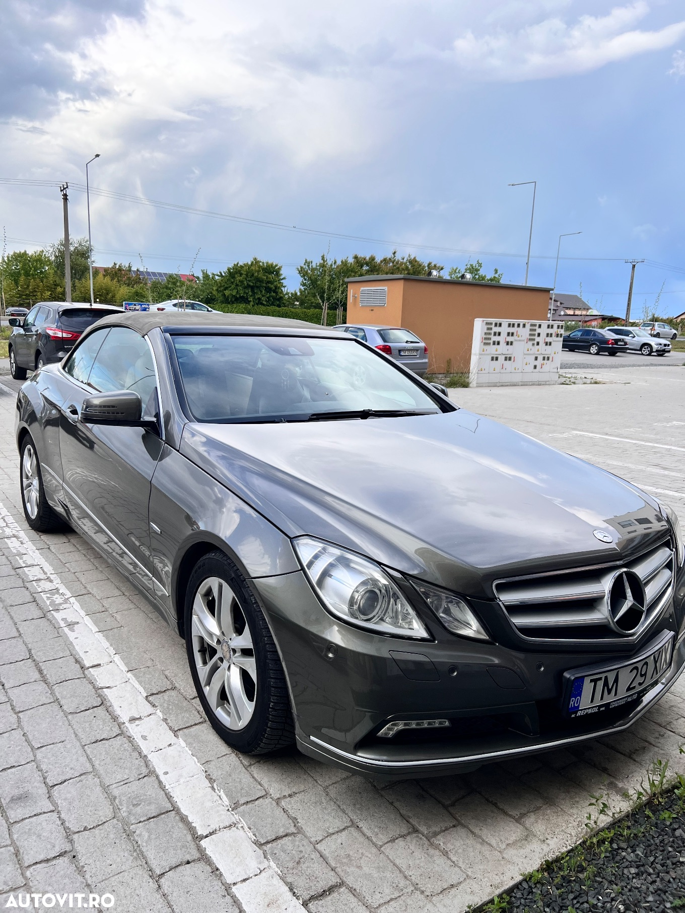 Mercedes-Benz E 200 CGI BlueEfficiency Automatik - 8