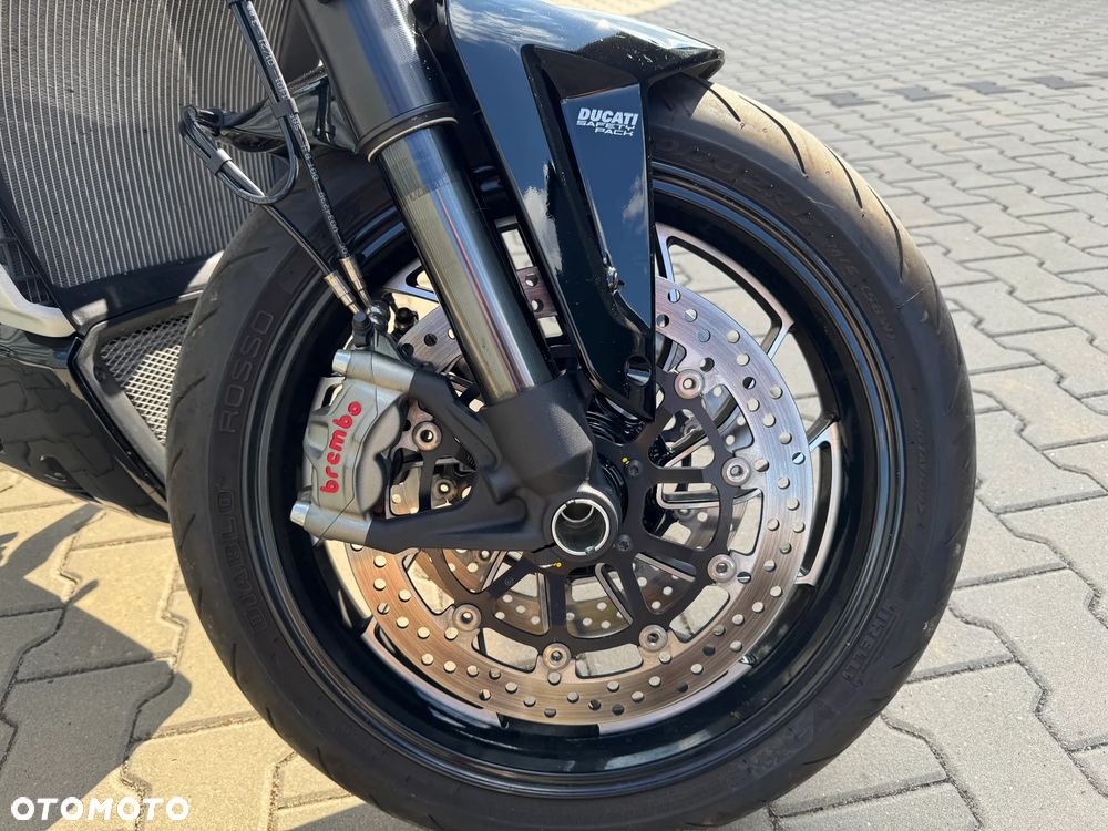 Ducati Diavel - 8
