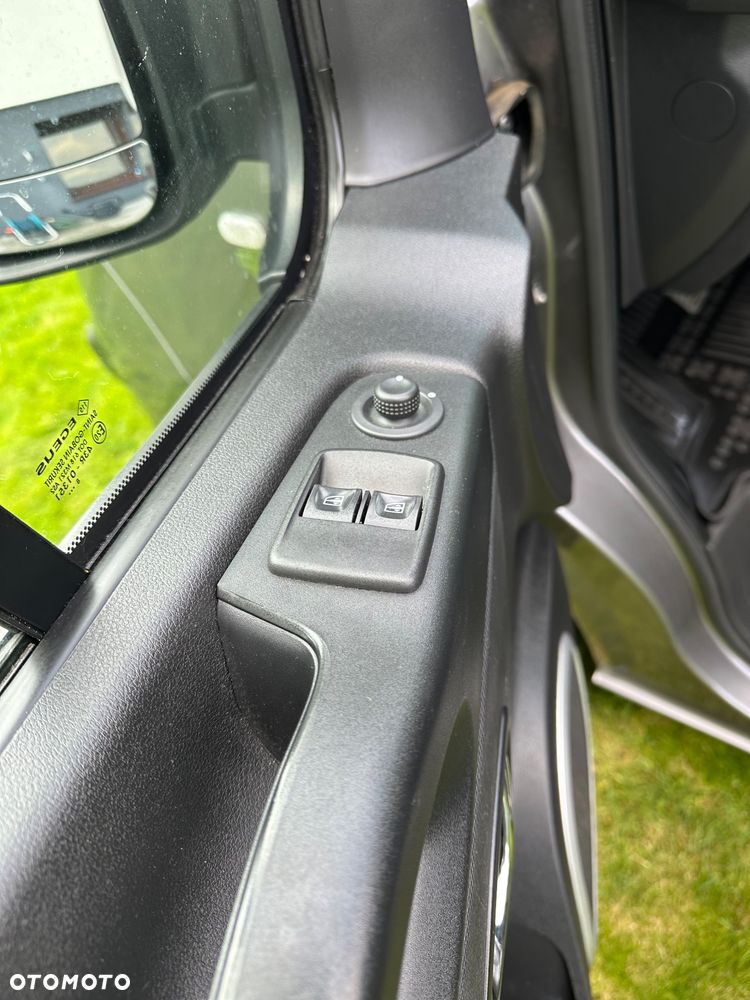 Opel Vivaro L1H1 2,9t Elegance Premium - 22