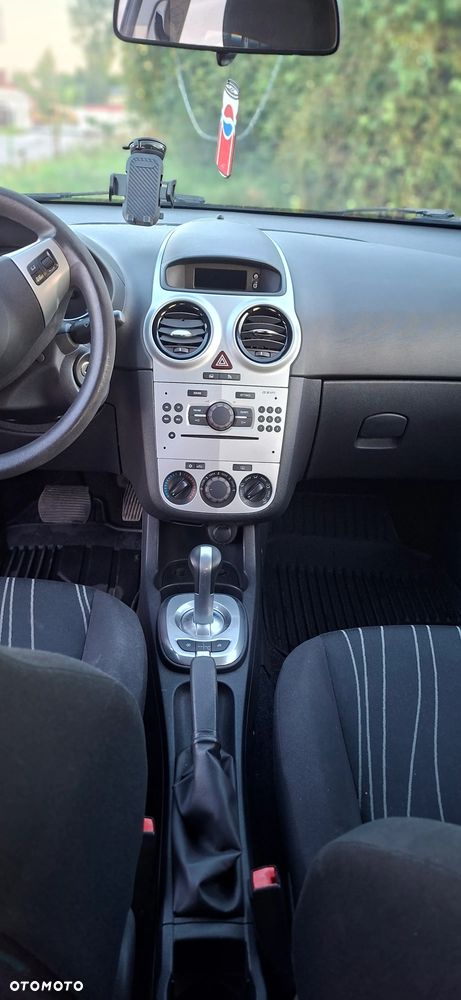 Opel Corsa 1.2 16V Cosmo EasyTronic - 12