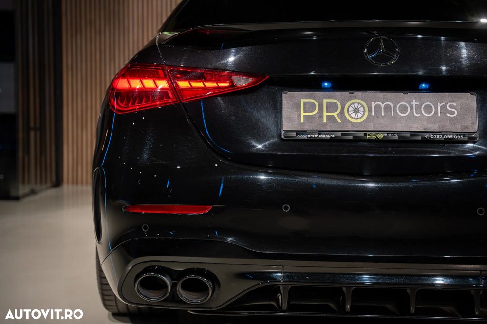 Mercedes-Benz C - 33