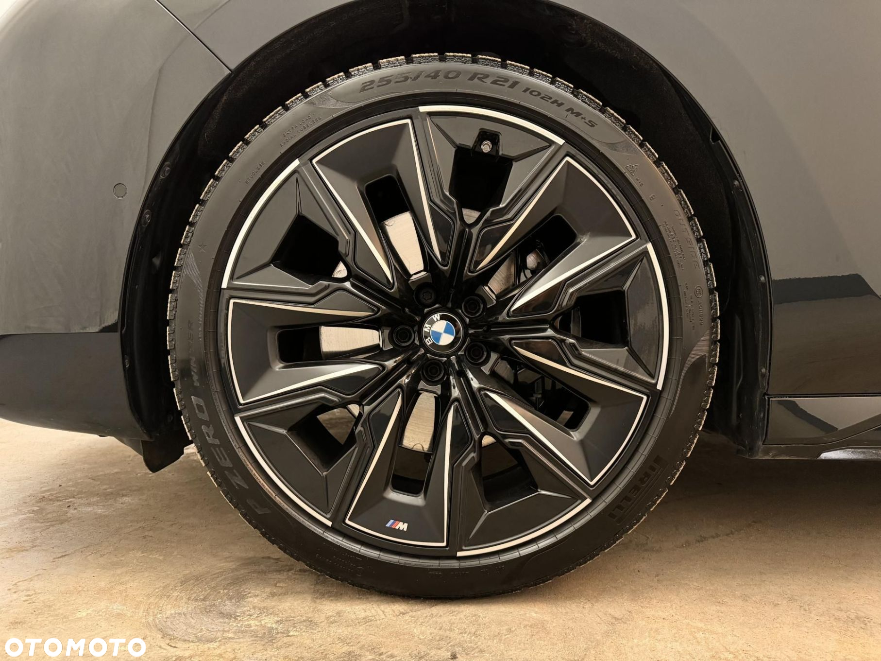 BMW Seria 7 - 10