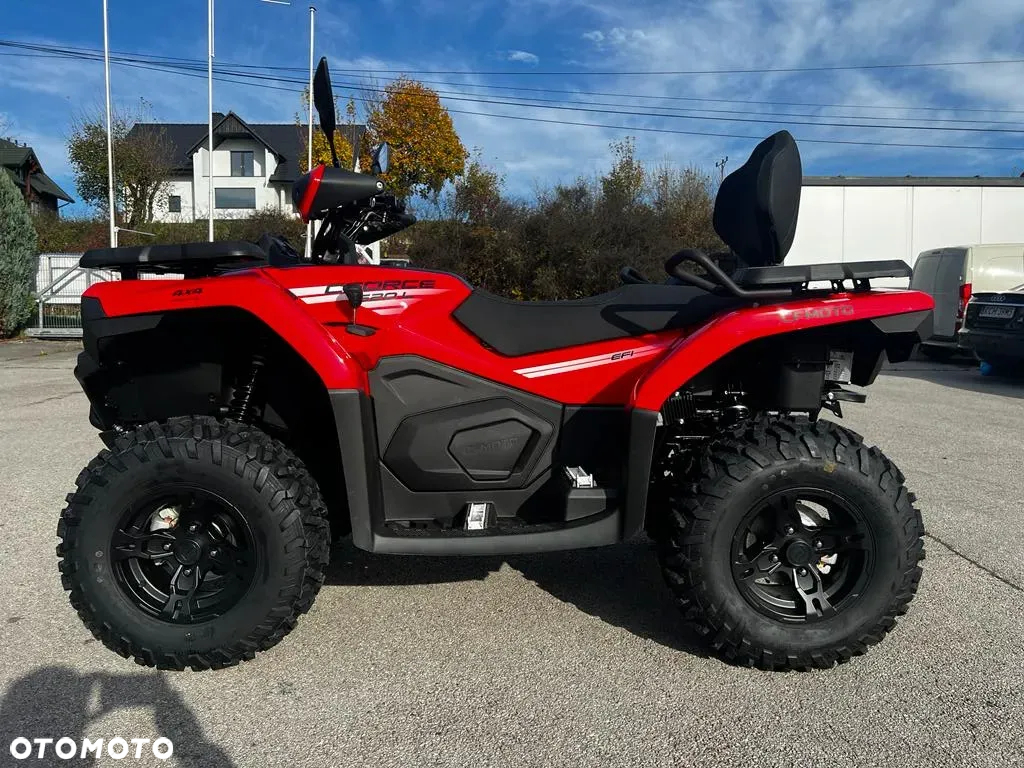 CFMoto CForce - 8