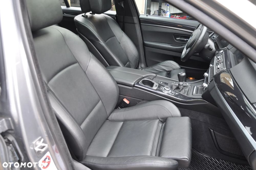 BMW Seria 5 520d Modern Line - 17