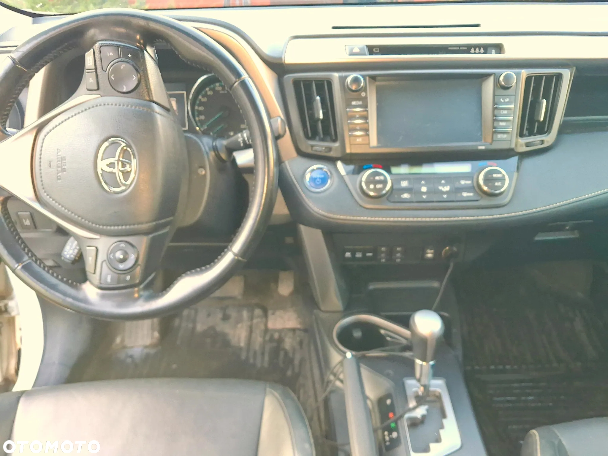 Toyota RAV4 Hybrid Premium 4x4 - 22