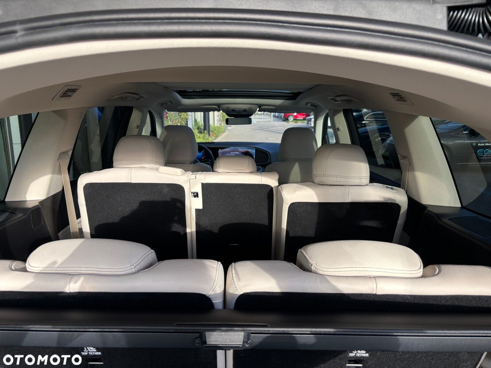 Mercedes-Benz GLS - 31