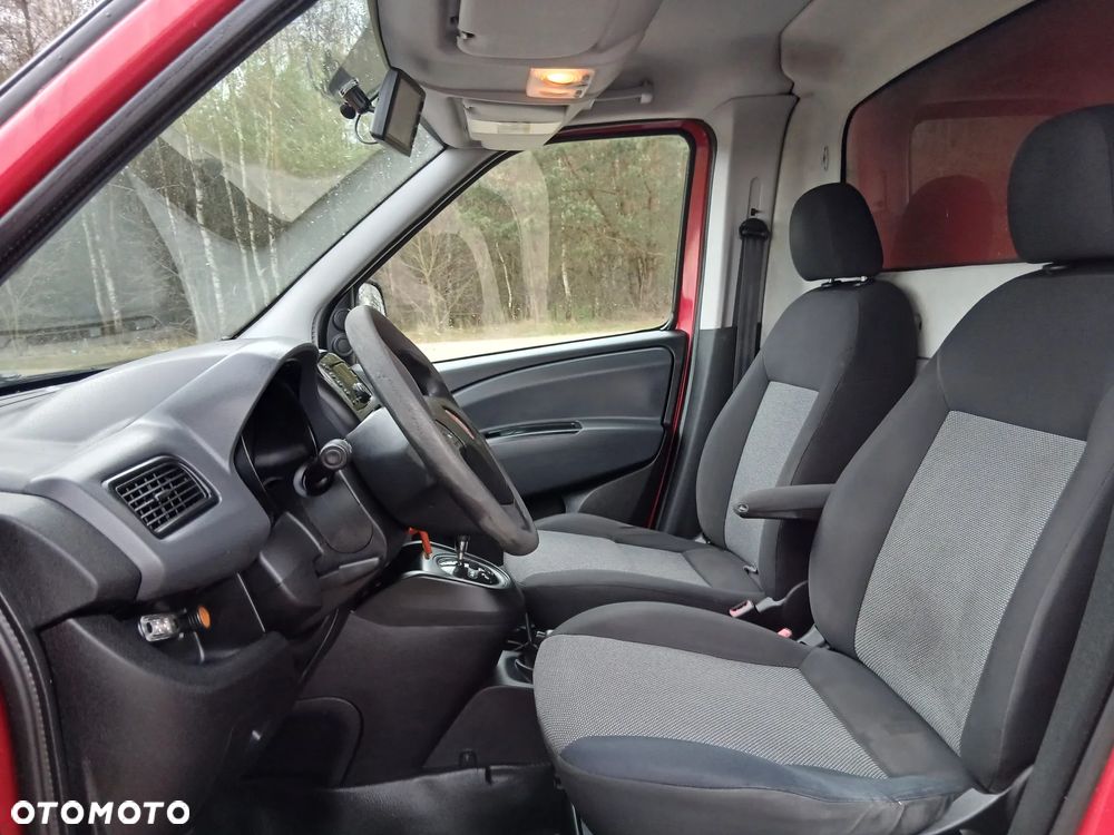 Fiat DOBLO - 11