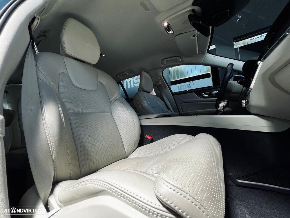Volvo V60 2.0 D3 Inscription Geartronic - 37