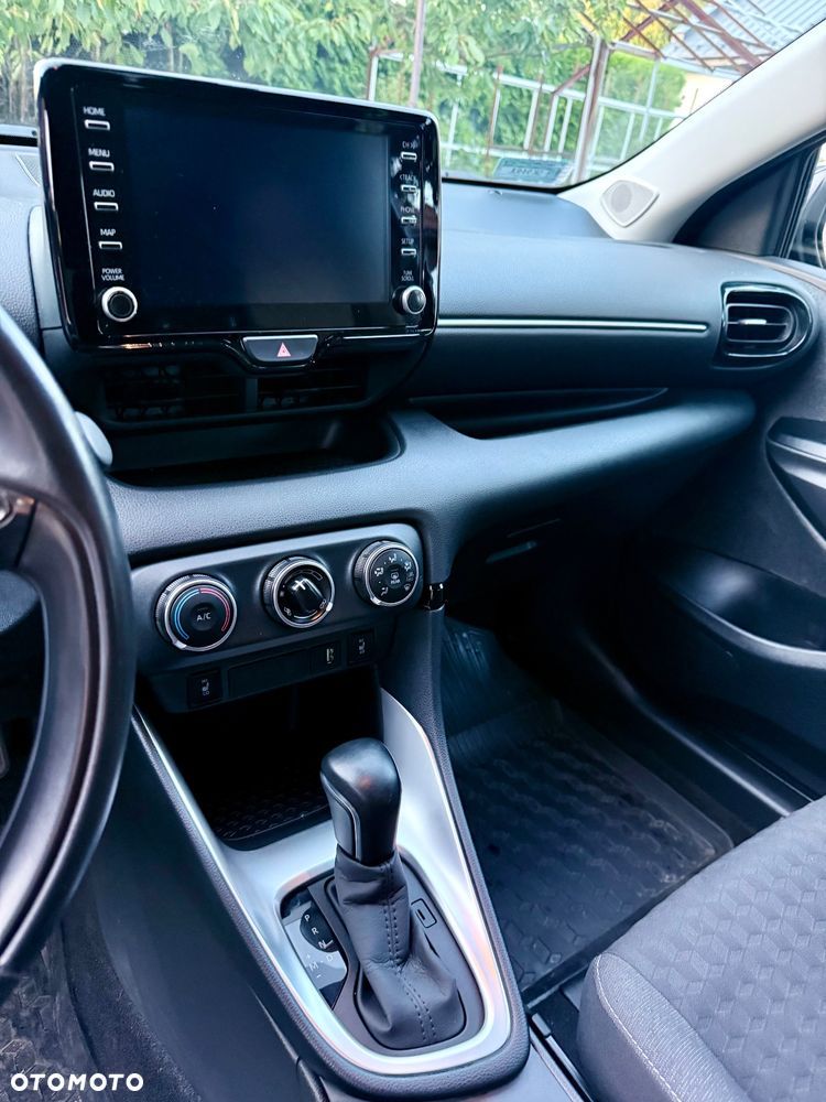 Toyota Yaris 1.5 Selection Style CVT - 19