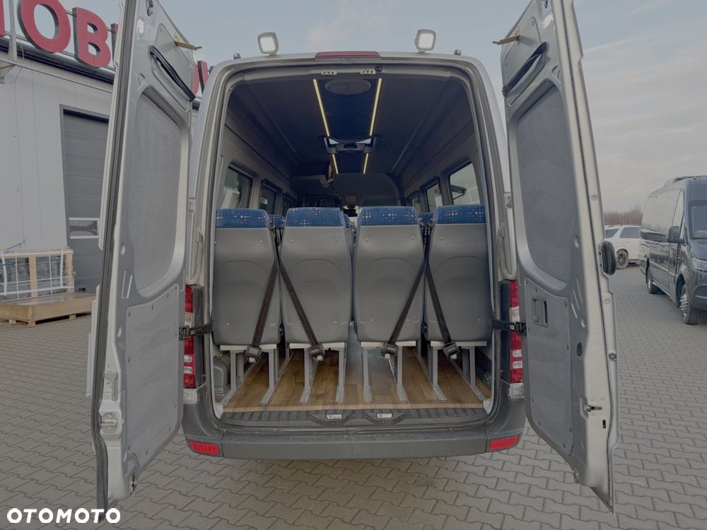 Mercedes-Benz Sprinter 516 Nr. Oferty: 18 - 20