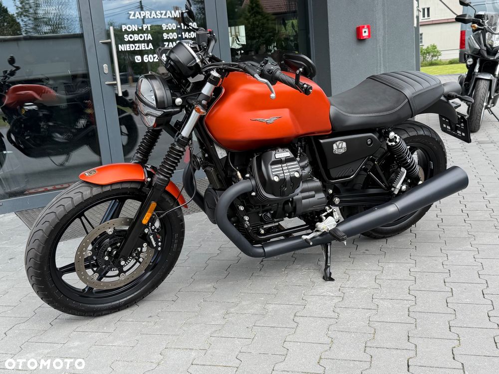 Moto Guzzi V7 - 27