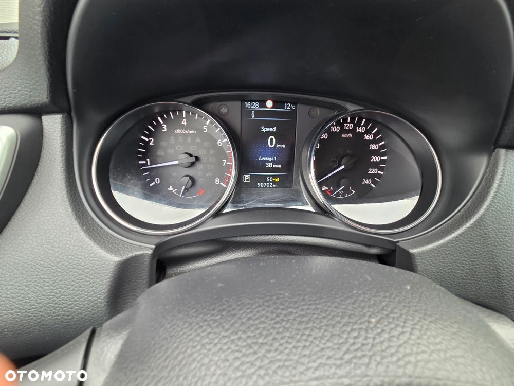 Nissan Qashqai - 16