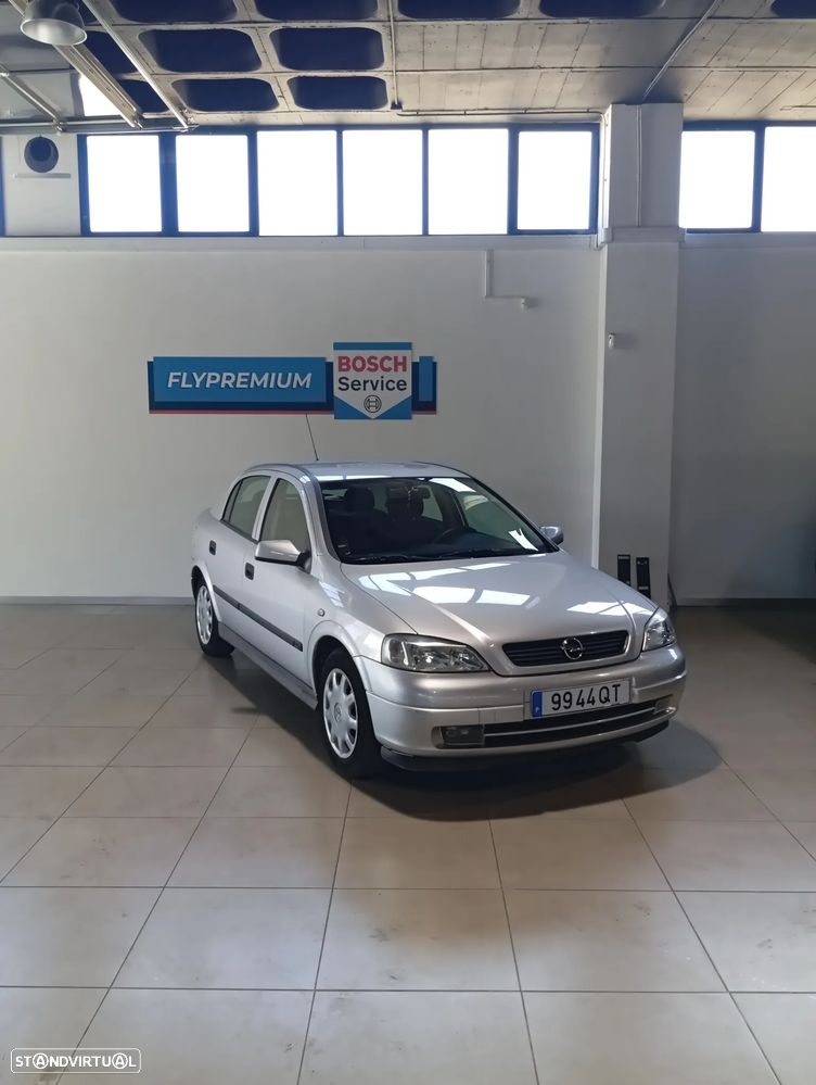Opel Astra - 2