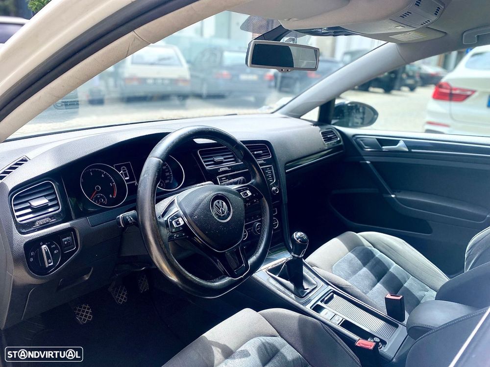 VW Golf 1.6 TDi BlueMotion Comfortline - 12