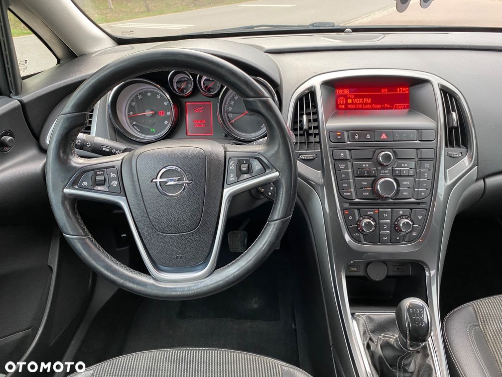 Opel Astra 1.4 Turbo - 16