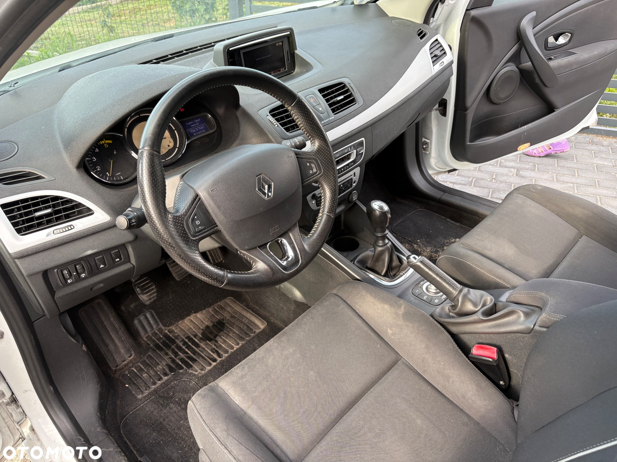 Renault Megane ENERGY dCi 110 Start & Stop Expression - 9