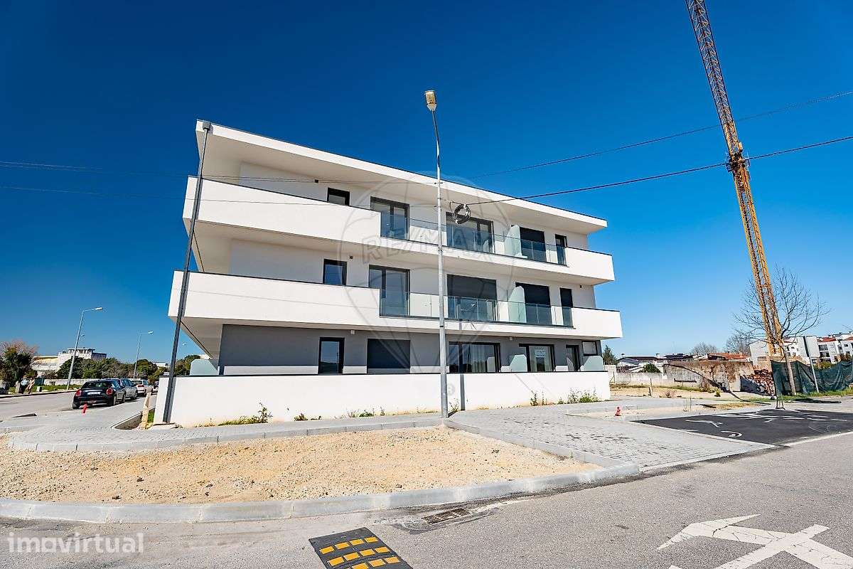 Apartamento T1 para venda - Grande imagem: 2/37