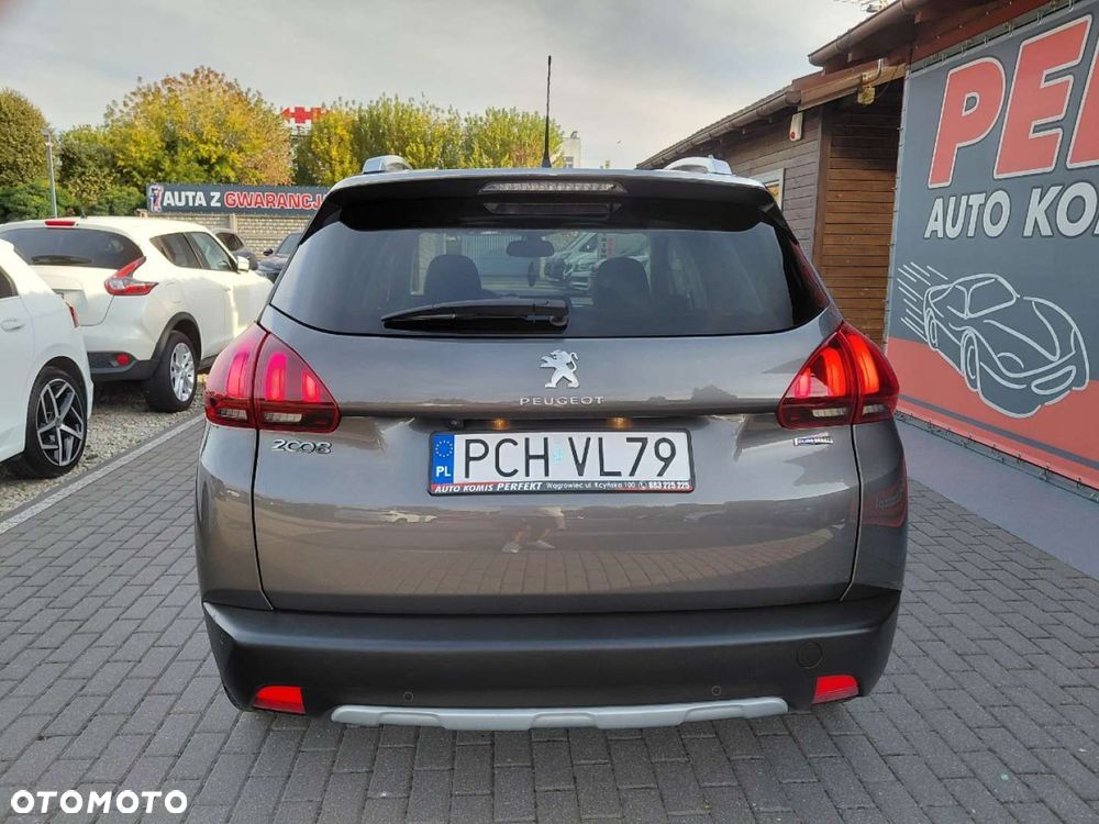 Peugeot 2008 - 7