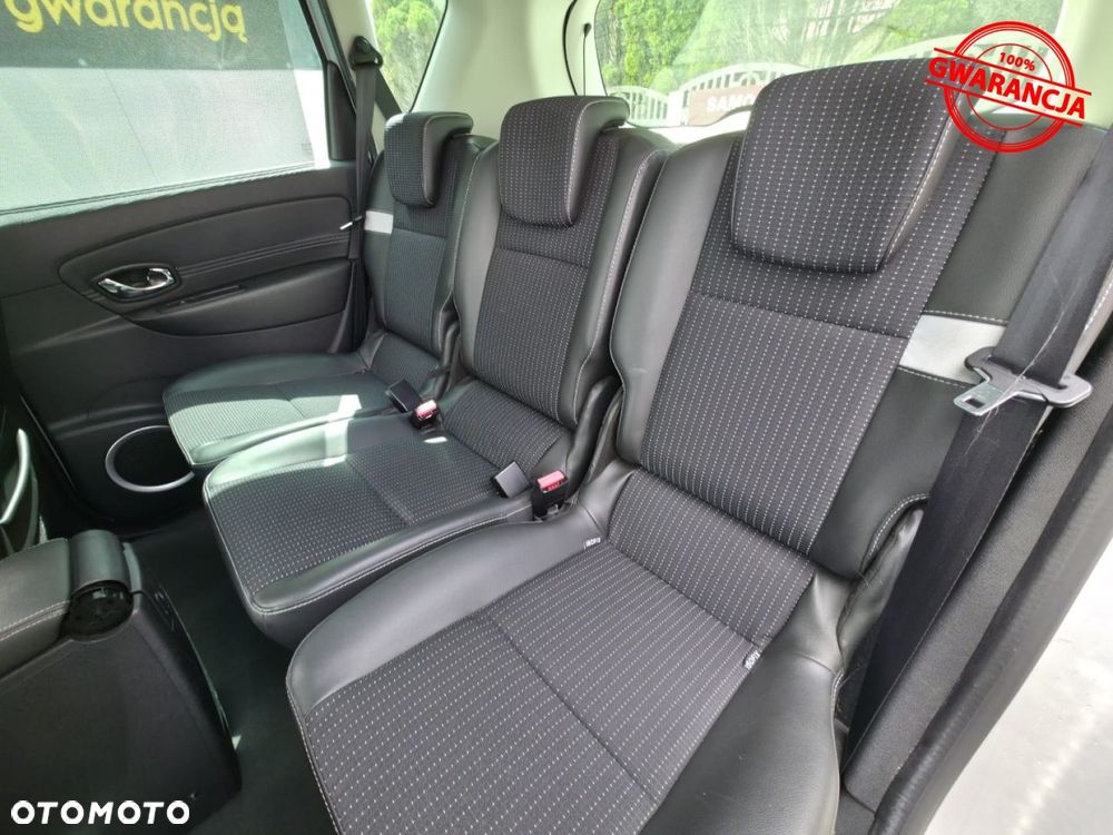 Renault Scenic dCi 110 EDC Paris - 20