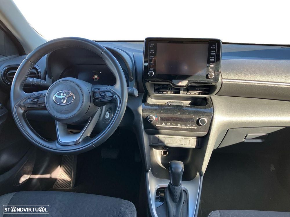 Toyota Yaris Cross 1.5 HDF Comfort Plus - 8