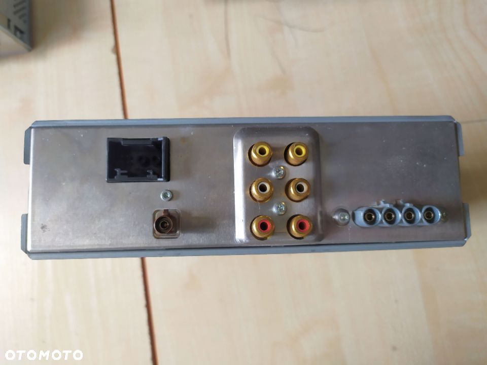 MERCEDES E 211 TUNER TV  2118201497 - 2