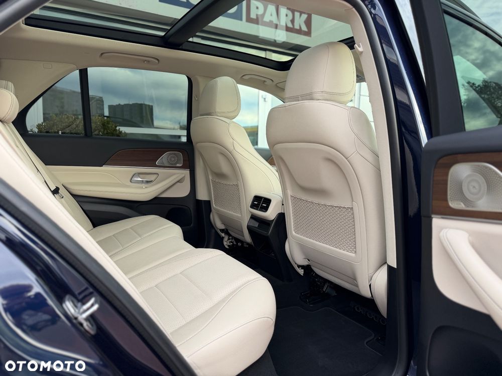 Mercedes-Benz GLE 300 d 4-Matic - 17