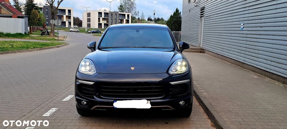 Porsche Cayenne S Diesel Platinum Edition - 3