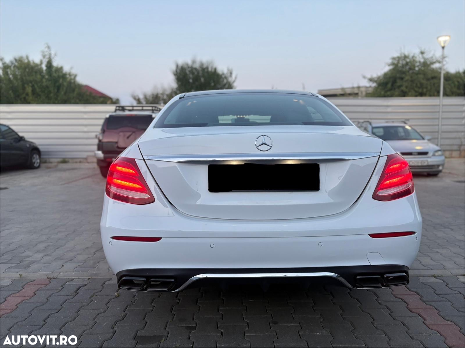 Mercedes-Benz E 200 d 9G-TRONIC - 2