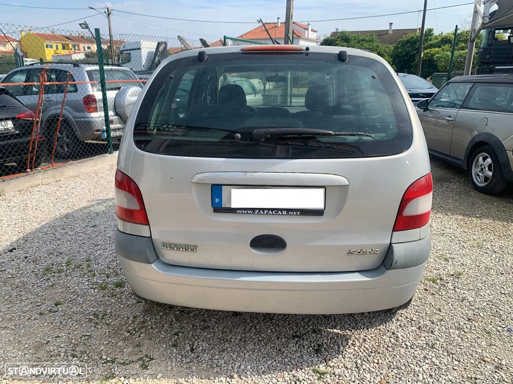 Renault Scénic 1.4 16V - 5