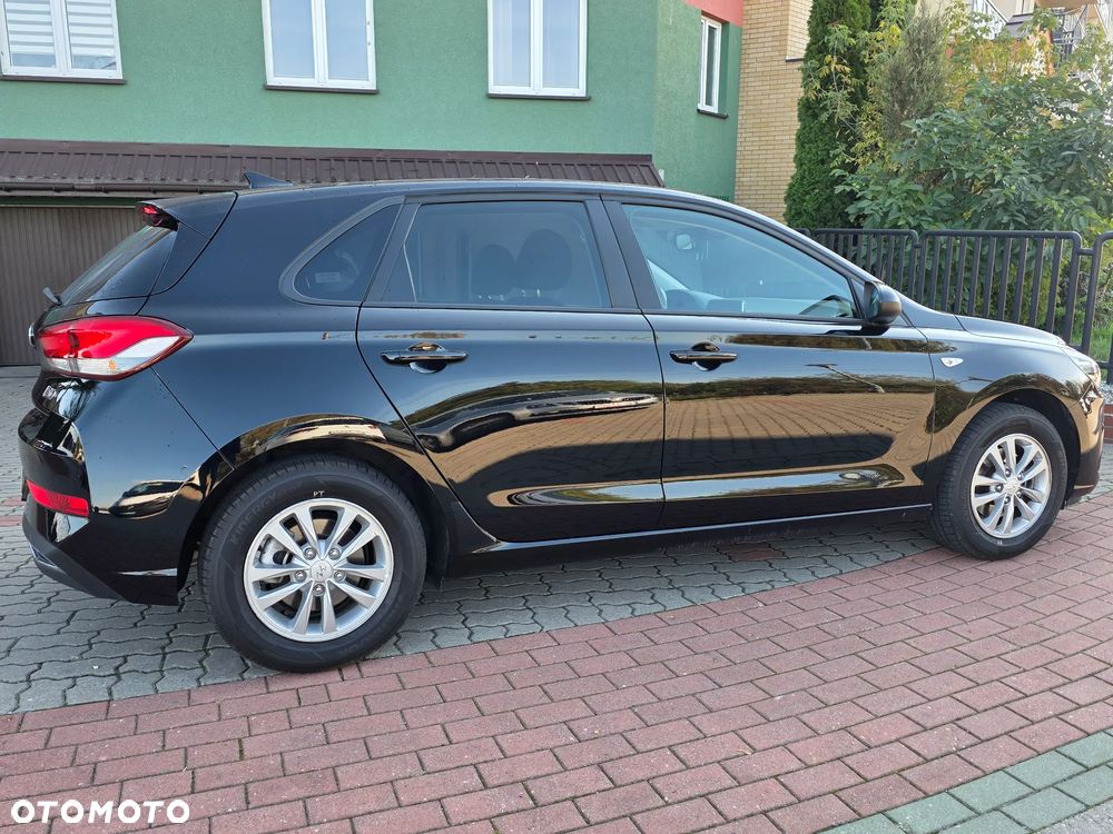 Hyundai i30 1.5 DPI Modern - 9