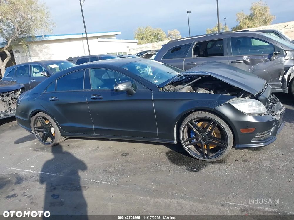 Mercedes-Benz CLS - 6