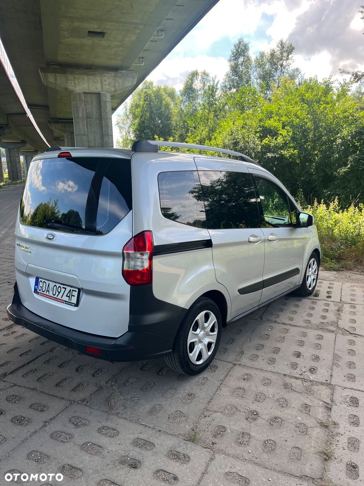 Ford Transit courier - 3