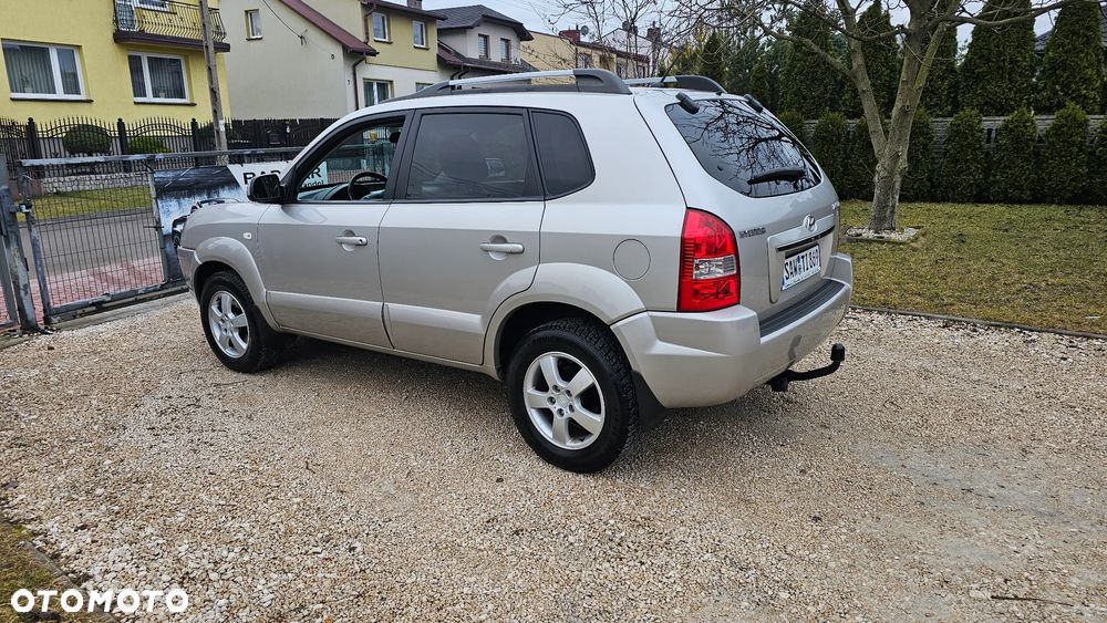 Hyundai Tucson 2.0 2WD GLS Style - 27