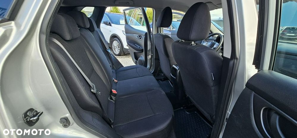 Nissan Qashqai - 24
