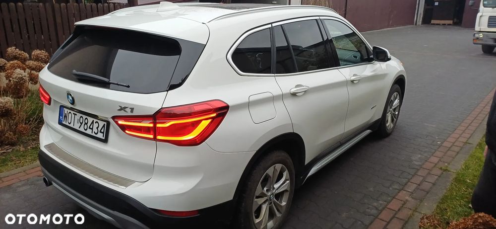 BMW X1 xDrive20i xLine - 4