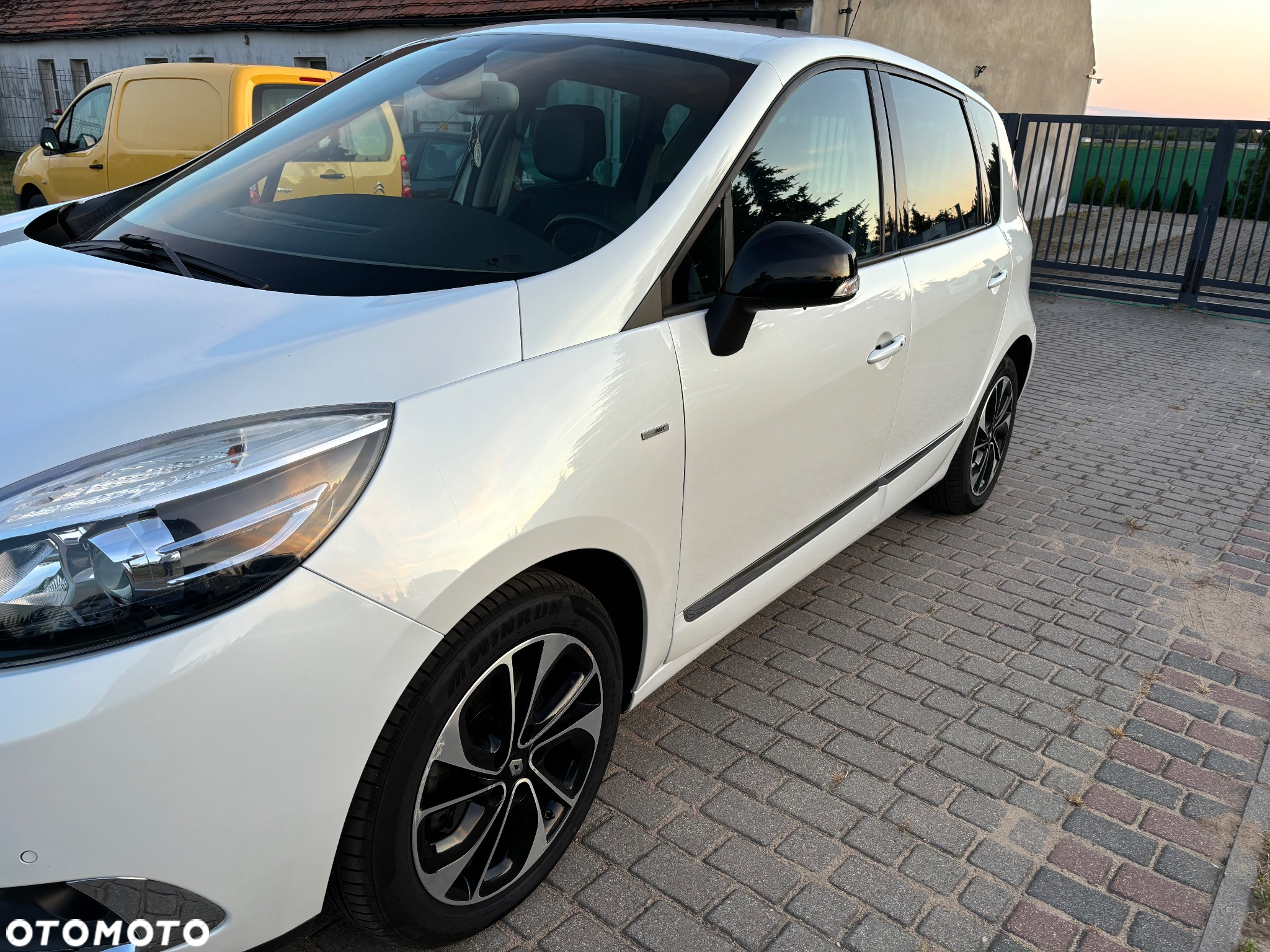 Renault Scenic 1.5 dCi Bose EDition EDC - 7