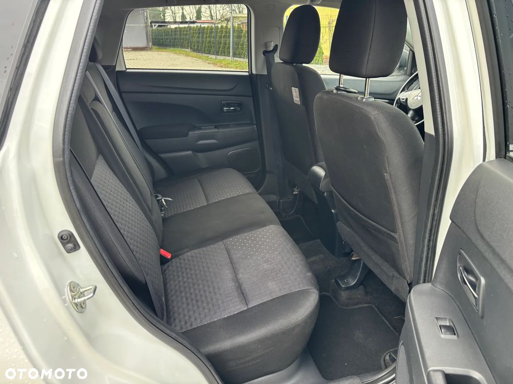 Mitsubishi ASX 1.8 DI-D 2WD Inform - 9