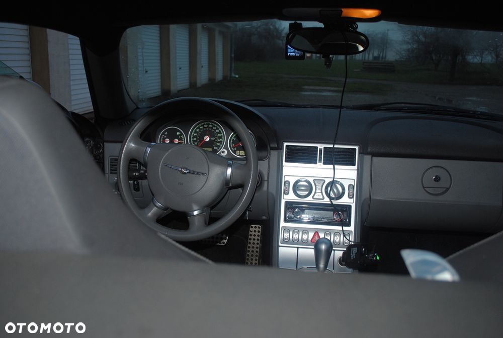 Chrysler Crossfire Standard - 8
