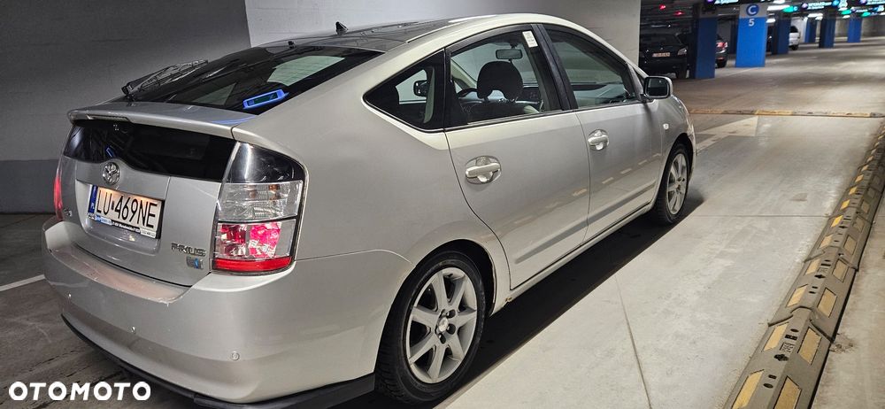 Toyota Prius 1.5 VVT-i Sol - 17