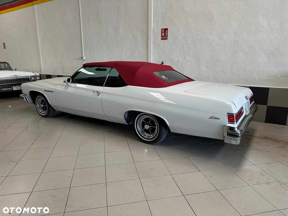 Buick Le Sabre - 5