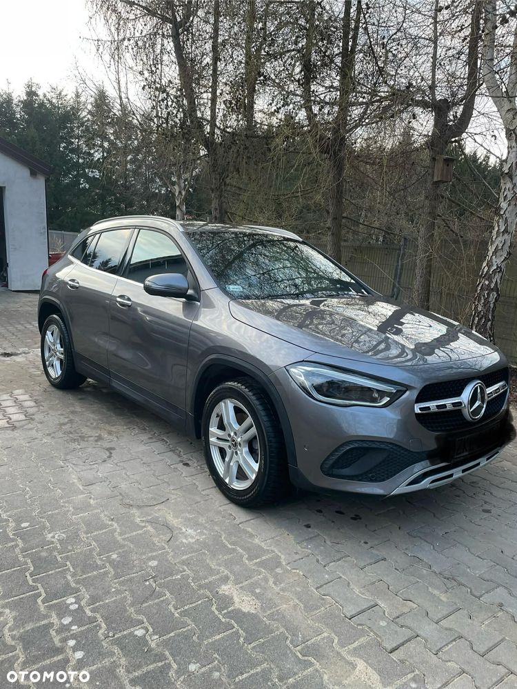 Mercedes-Benz GLA 200 Business Edition - 2