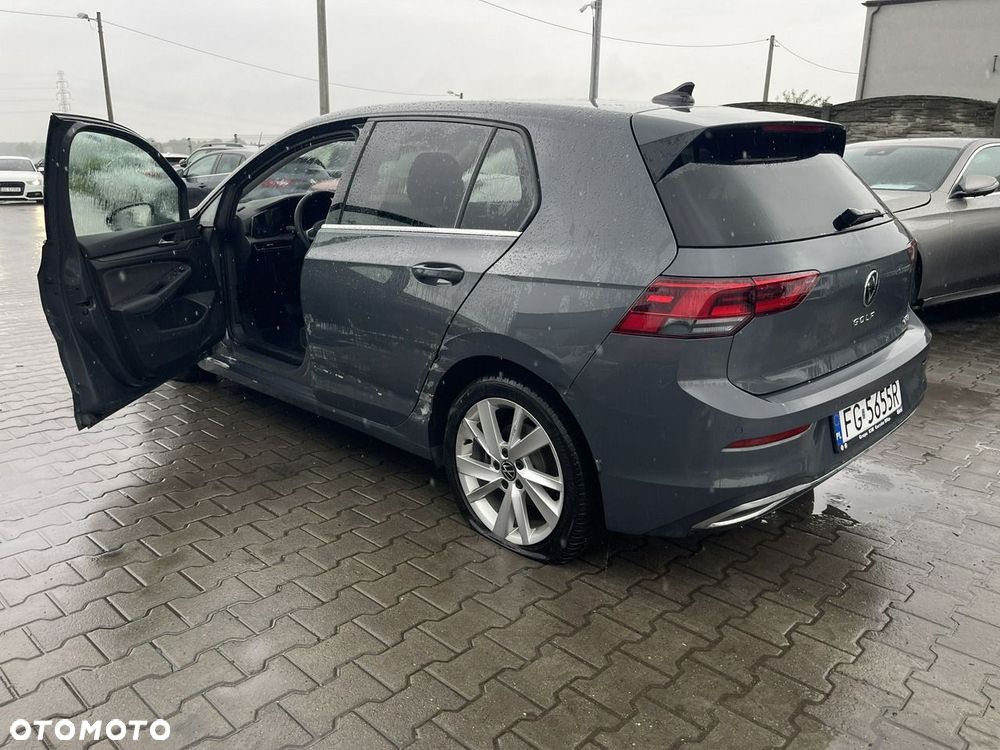 Volkswagen Golf 1.5 eTSI EVO Style DSG - 2