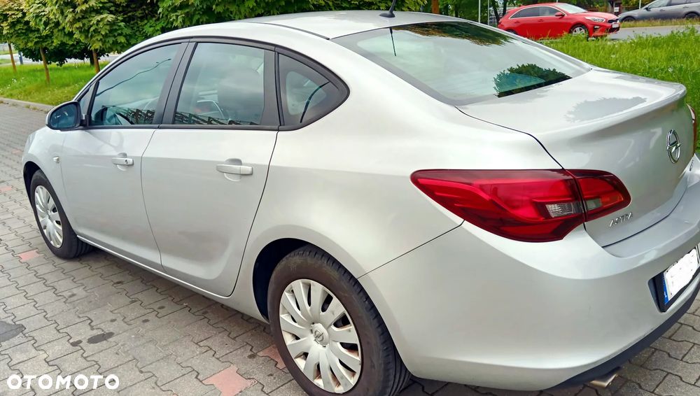 Opel Astra - 6
