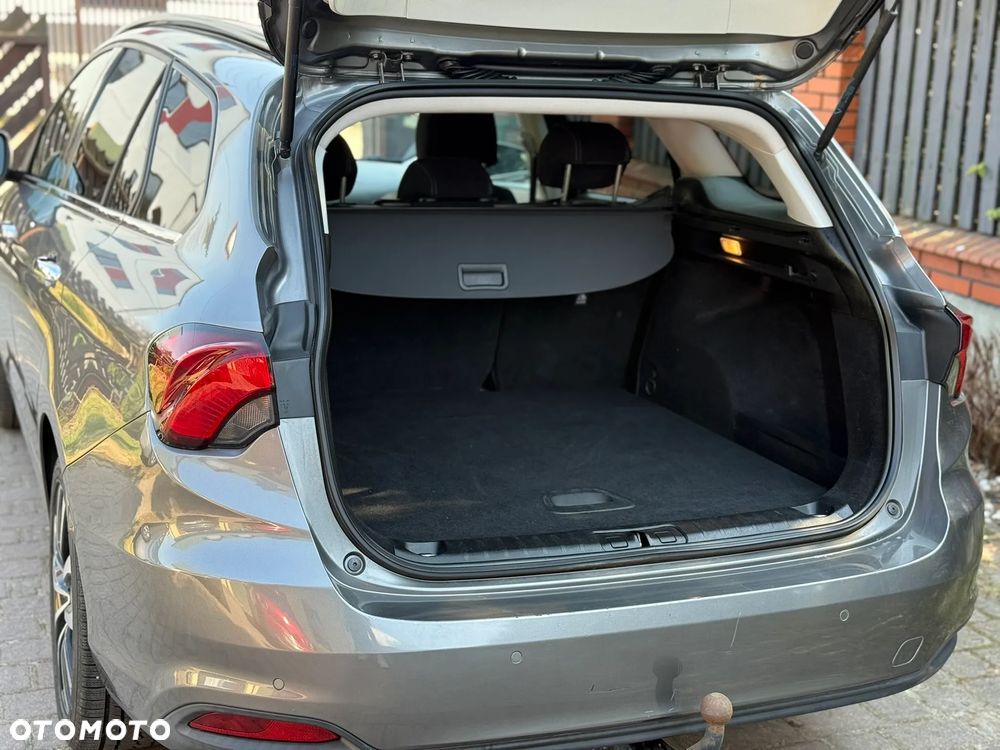 Fiat Tipo 1.6 MultiJet 16v Lounge - 6