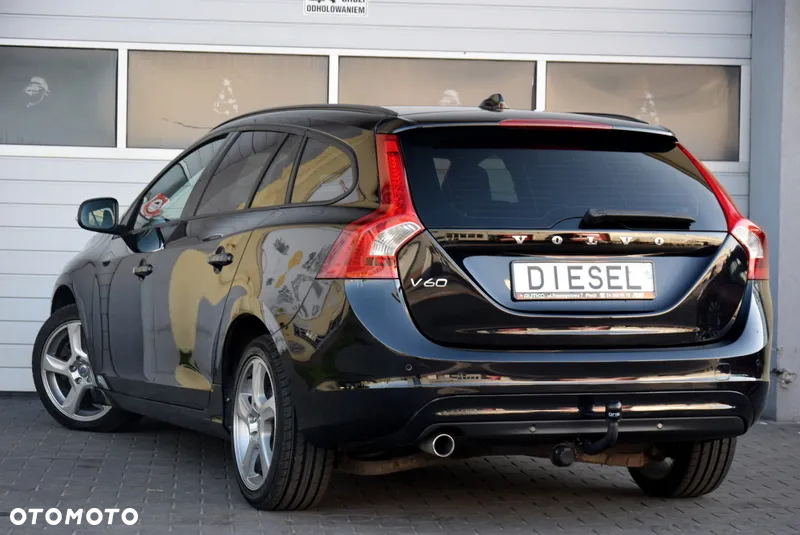 Volvo V60 D3 Summum - 4