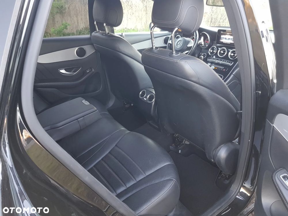 Mercedes-Benz GLC 250 d 4Matic 9G-TRONIC AMG Line - 7