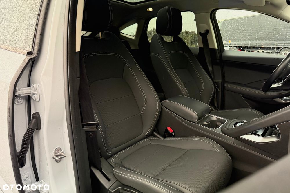 Jaguar E-Pace D165 AWD R-Dynamic SE - 26