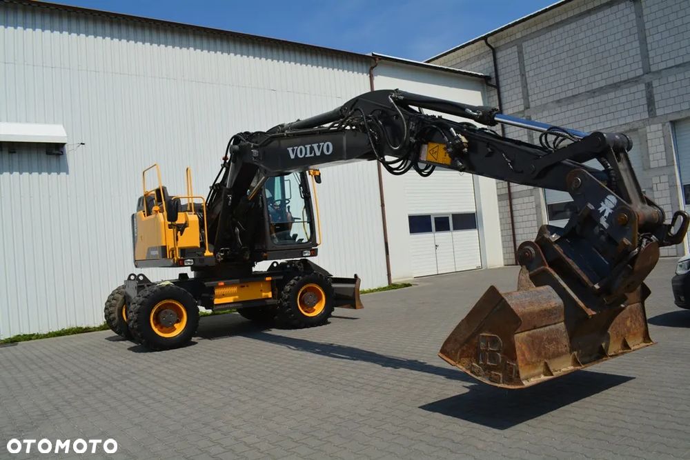 Volvo VOLVO EW160E SUPER STAN z osprzętem - 25