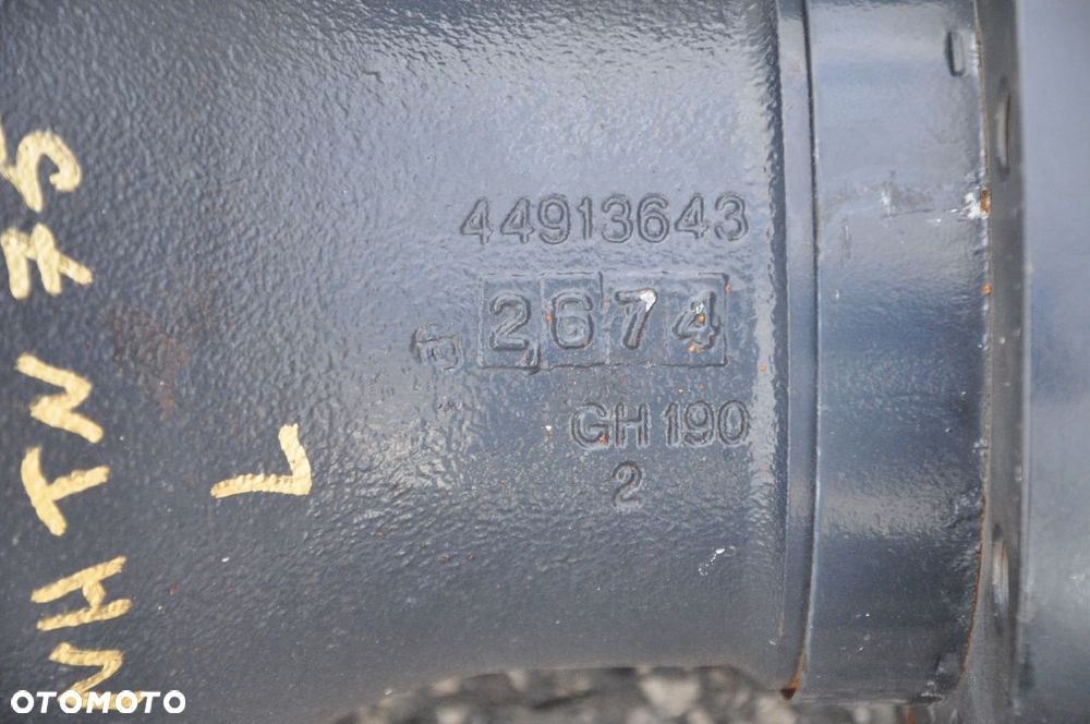 ZWOLNICA POCHWA SATELITY PÓŁOŚ NEW HOLLAND TN75  44913643 - 4